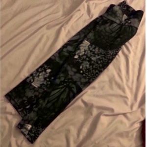 Woman’s Black High-Waisted Champion Workout Athletic Leggings